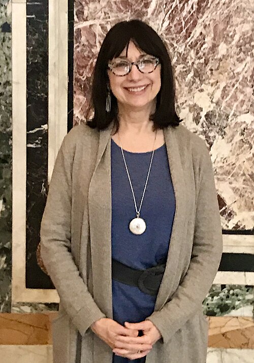Maryanne Wolf Biography